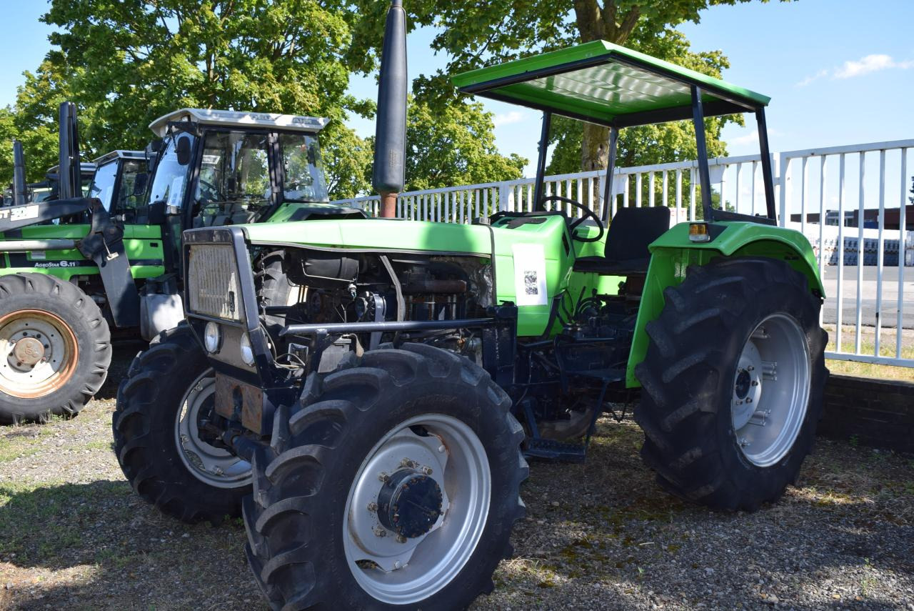 Deutz-Fahr DX 3.60 - Traktor: gambar 2 Deutz-Fahr DX 3.60 - Traktor: gambar 2