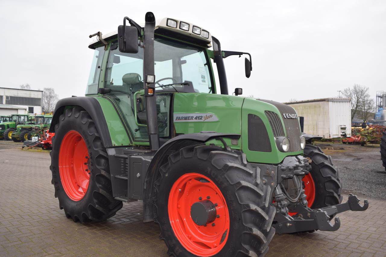 Fendt 412 Vario - Traktor: gambar 2 Fendt 412 Vario - Traktor: gambar 2