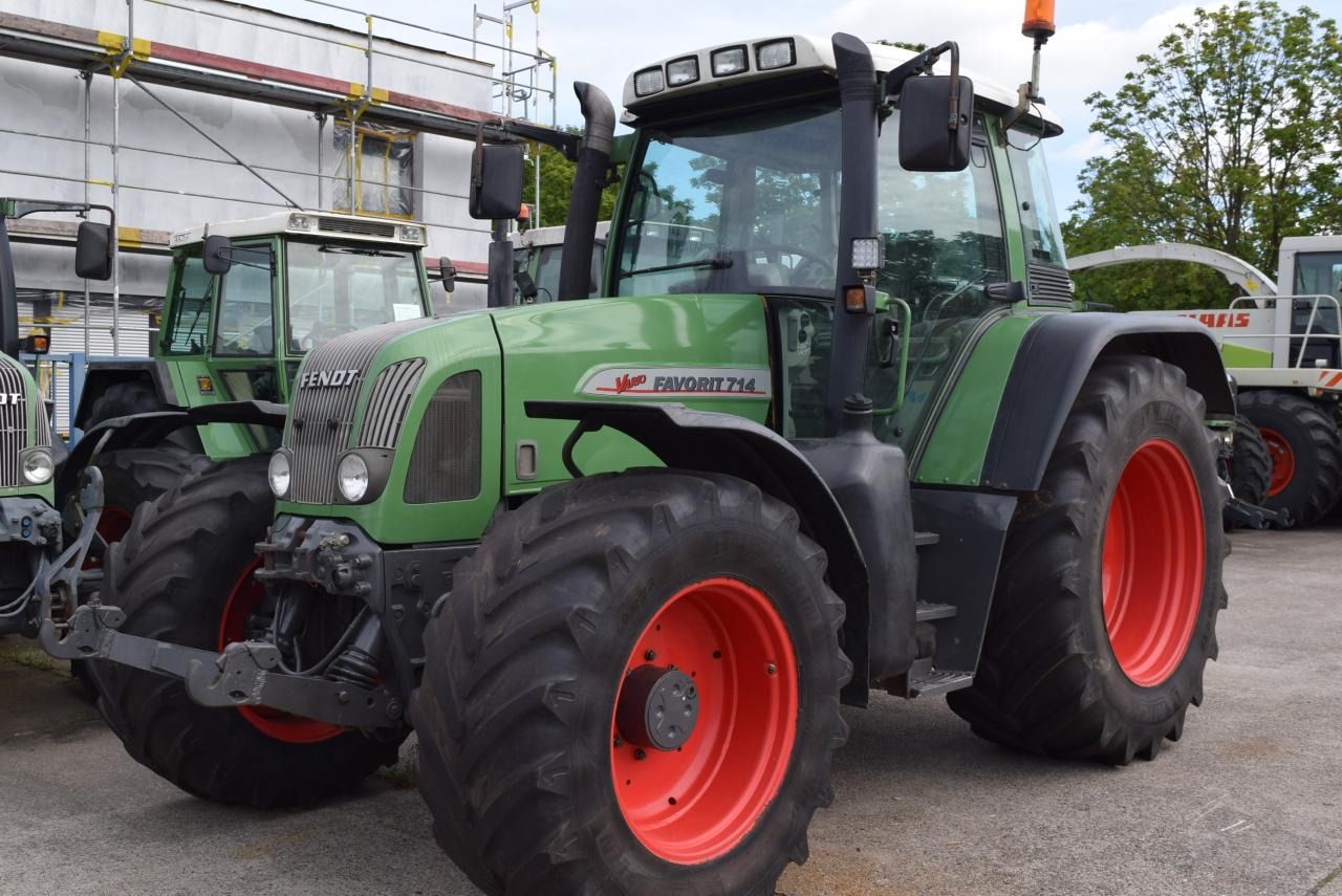 Fendt 714 Vario - Traktor: gambar 2 Fendt 714 Vario - Traktor: gambar 2