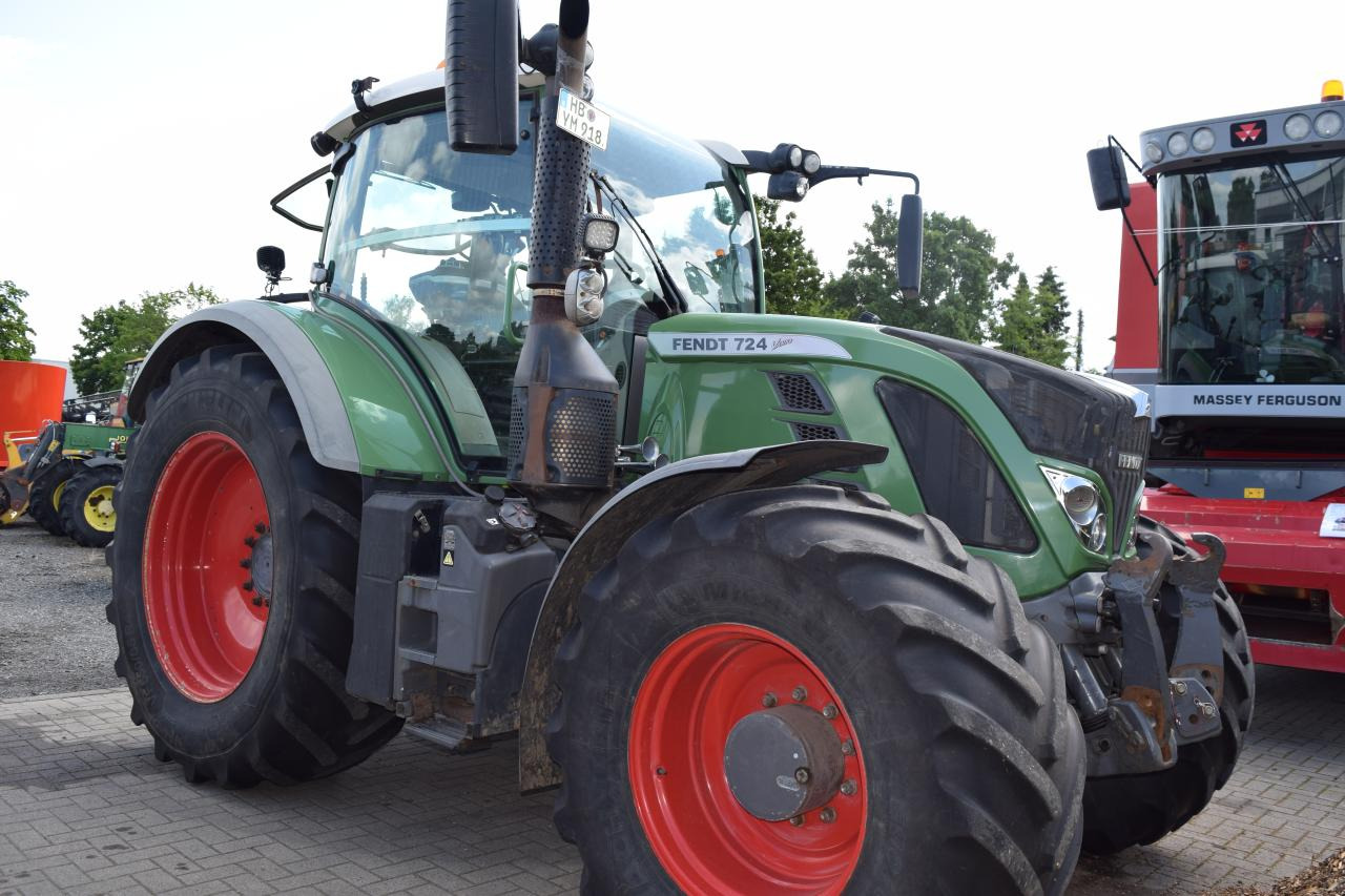 Fendt 724 Vario TMS SCR ProfiPlus - Traktor: gambar 1 Fendt 724 Vario TMS SCR ProfiPlus - Traktor: gambar 1