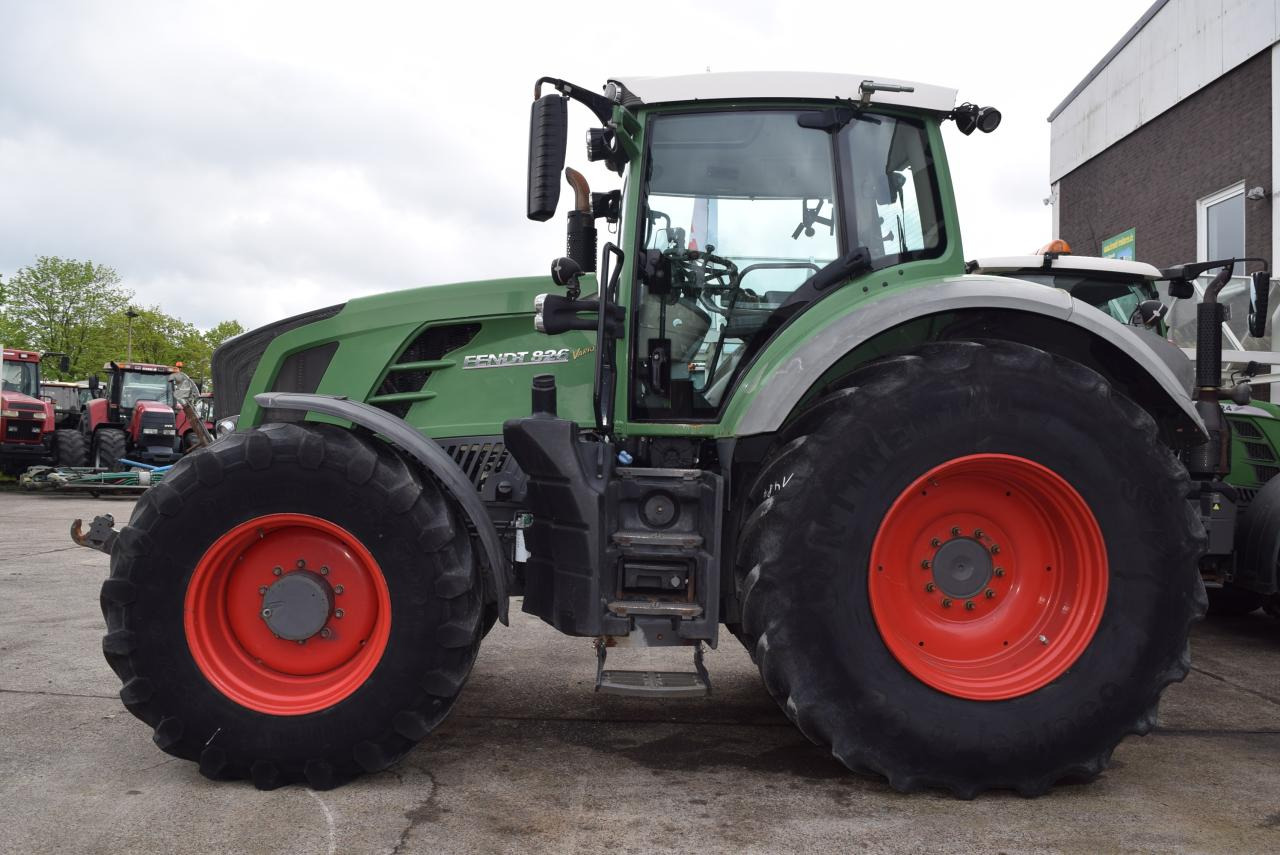 Fendt 826 Vario SCR ProfiPlus - Traktor: gambar 3 Fendt 826 Vario SCR ProfiPlus - Traktor: gambar 3
