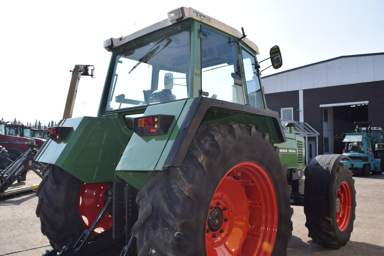 Fendt Farmer 311 LSA - Traktor: gambar 3 Fendt Farmer 311 LSA - Traktor: gambar 3