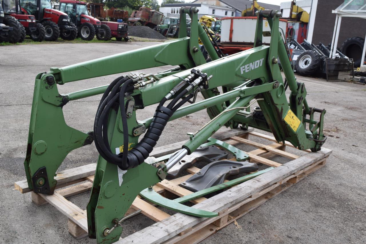 Fendt Frontlader für Serie 400 - Pemuat depan untuk traktor: gambar 4 Fendt Frontlader für Serie 400 - Pemuat depan untuk traktor: gambar 4