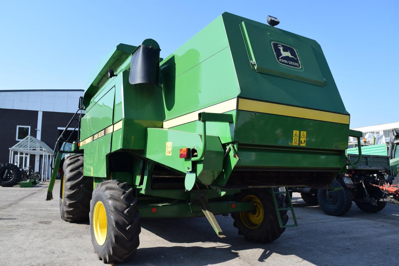 John Deere 2064 - Pemanen gabungan: gambar 5 John Deere 2064 - Pemanen gabungan: gambar 5