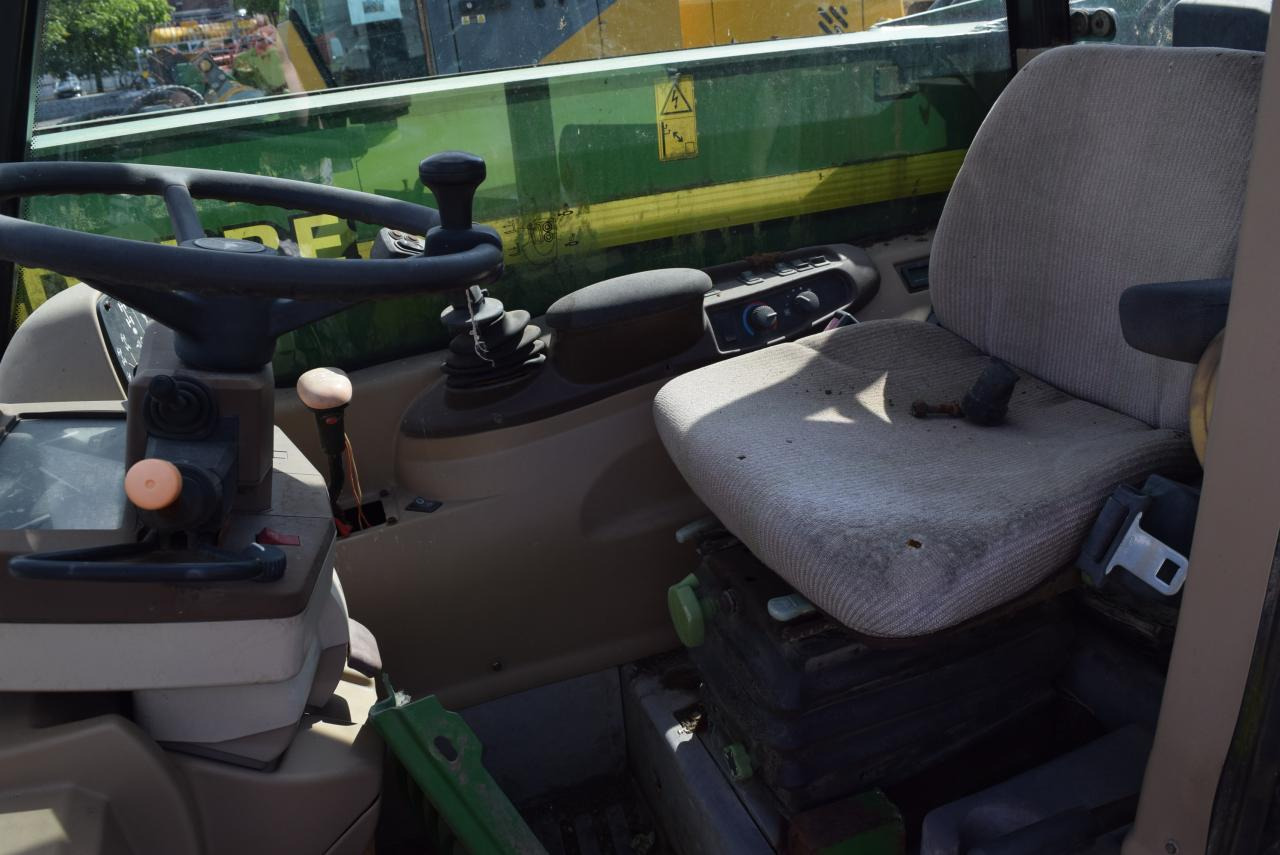 John Deere 3200 - Telehandler: gambar 5 John Deere 3200 - Telehandler: gambar 5