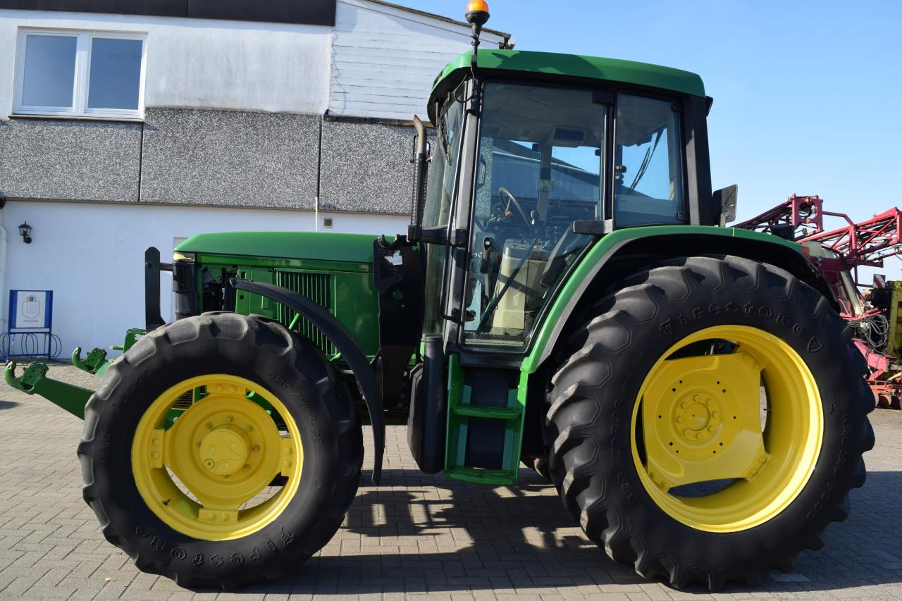 John Deere 6410 - Traktor: gambar 3 John Deere 6410 - Traktor: gambar 3