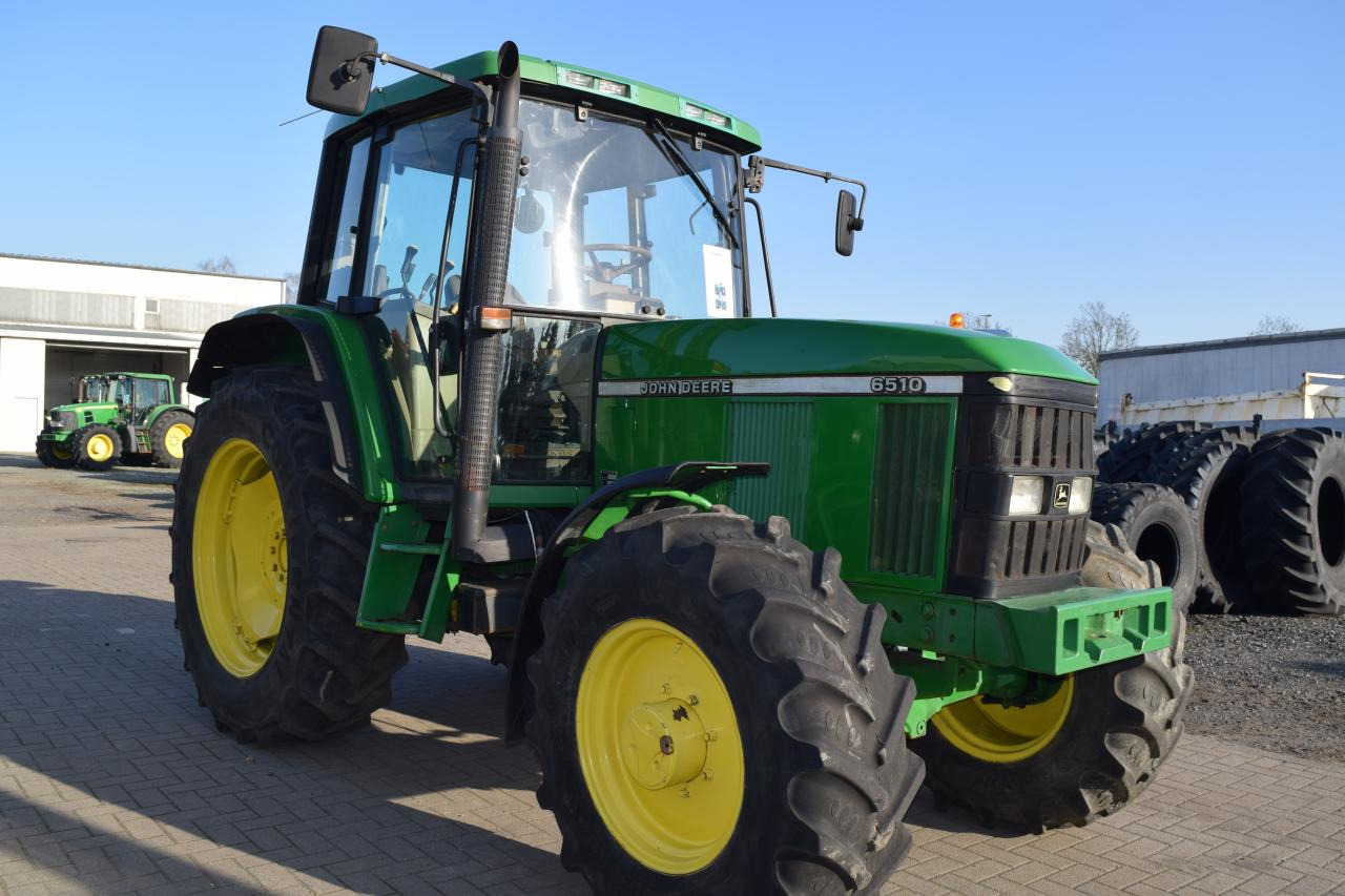 John Deere 6510 - Traktor: gambar 1 John Deere 6510 - Traktor: gambar 1