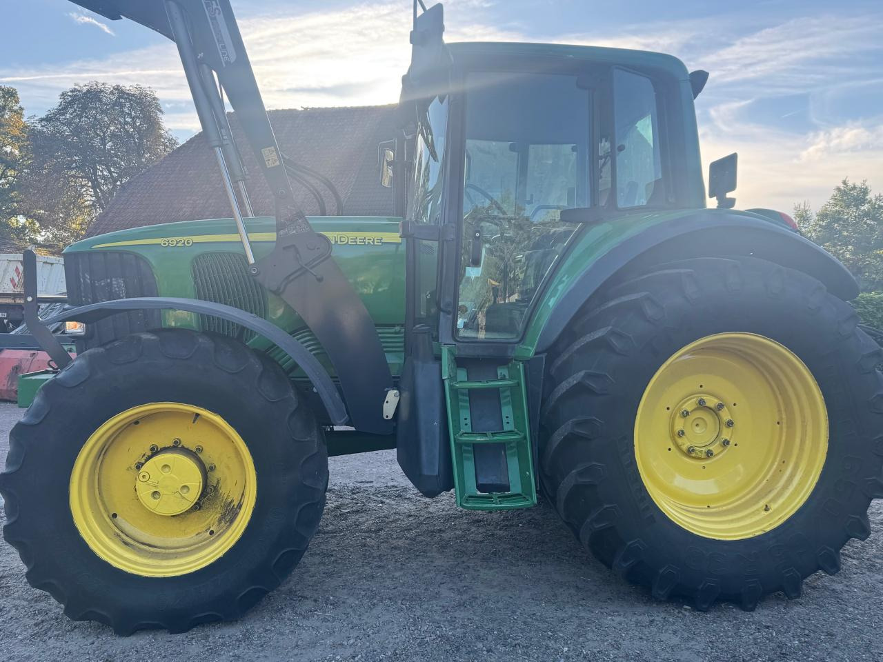 John Deere 6920 - Traktor: gambar 4 John Deere 6920 - Traktor: gambar 4