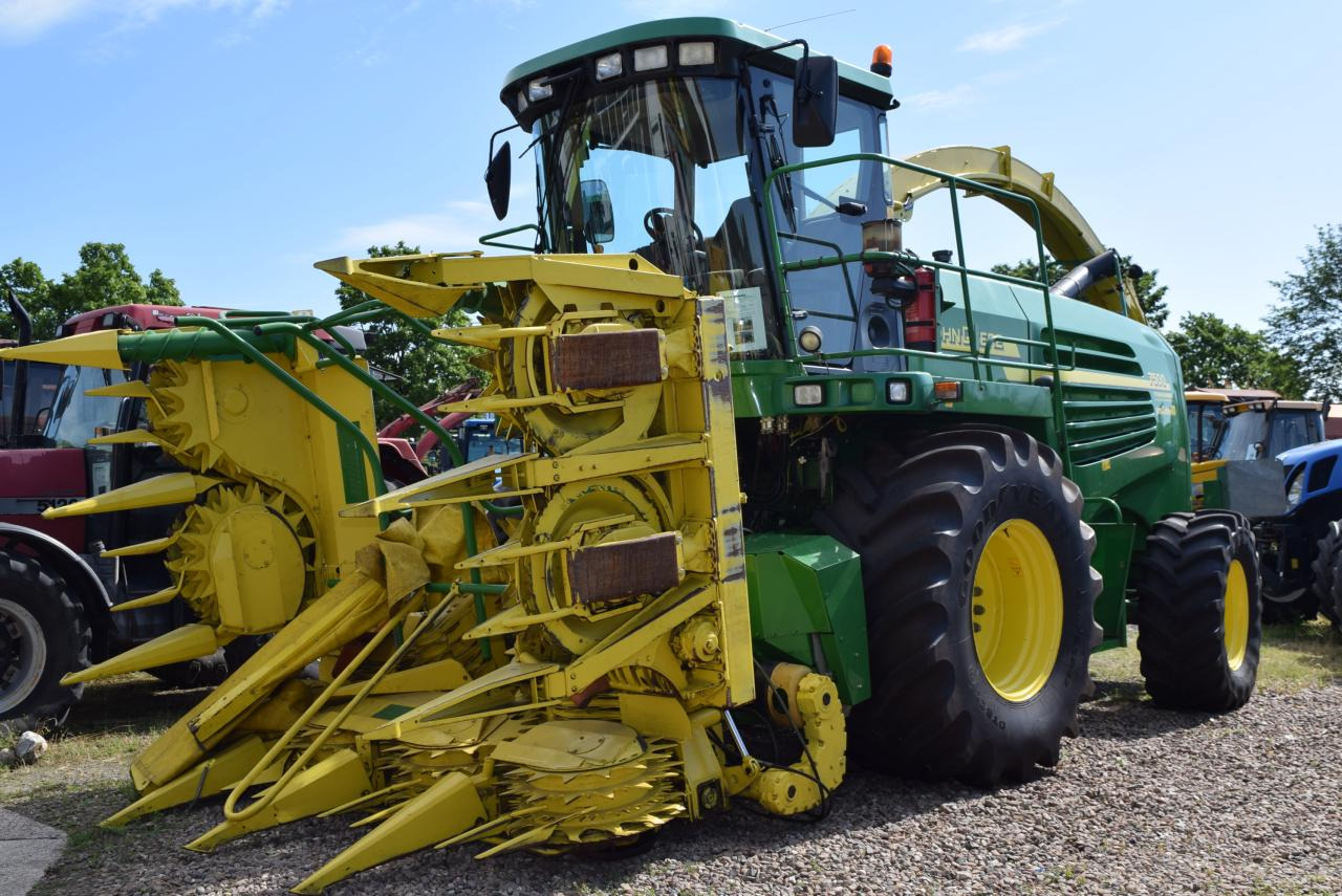 John Deere 7400 - Pemanen hijauan: gambar 1 John Deere 7400 - Pemanen hijauan: gambar 1