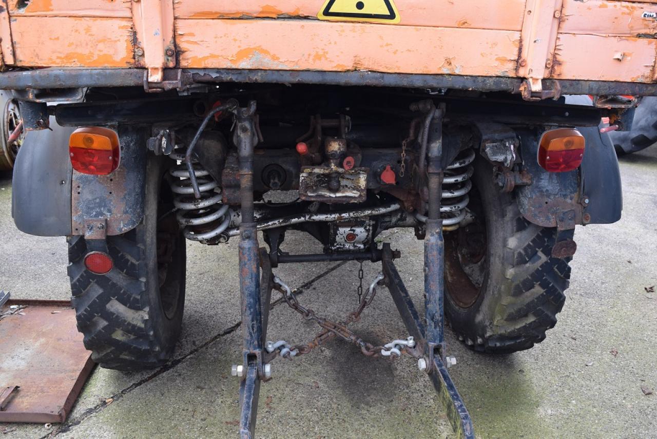 Mercedes-Benz Unimog U421 - Kendaraan Kota/ Khusus: gambar 3 Mercedes-Benz Unimog U421 - Kendaraan Kota/ Khusus: gambar 3