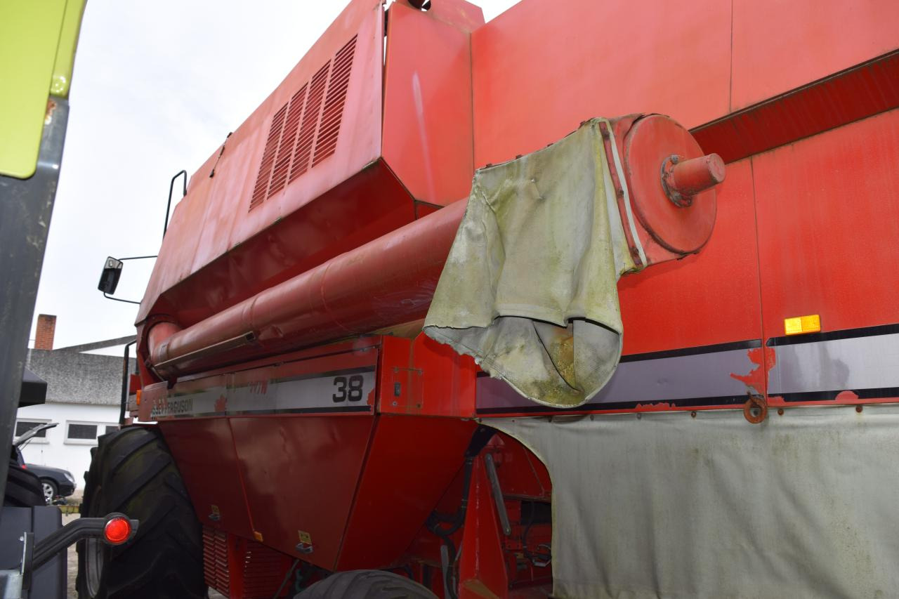 Massey Ferguson MF 38 - Pemanen gabungan: gambar 5 Massey Ferguson MF 38 - Pemanen gabungan: gambar 5