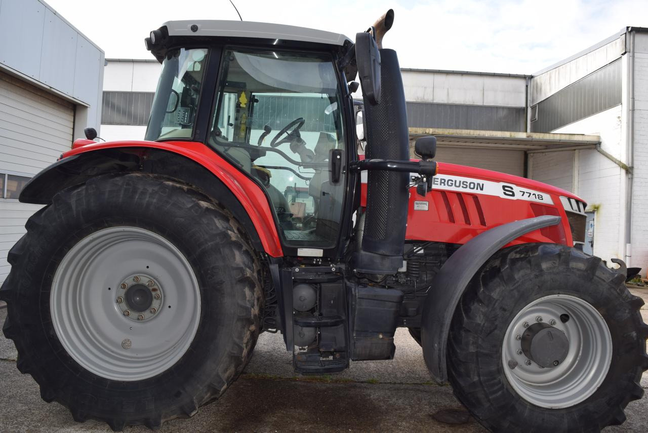 Massey Ferguson MF 7718 S Dyna 6 - Traktor: gambar 4 Massey Ferguson MF 7718 S Dyna 6 - Traktor: gambar 4