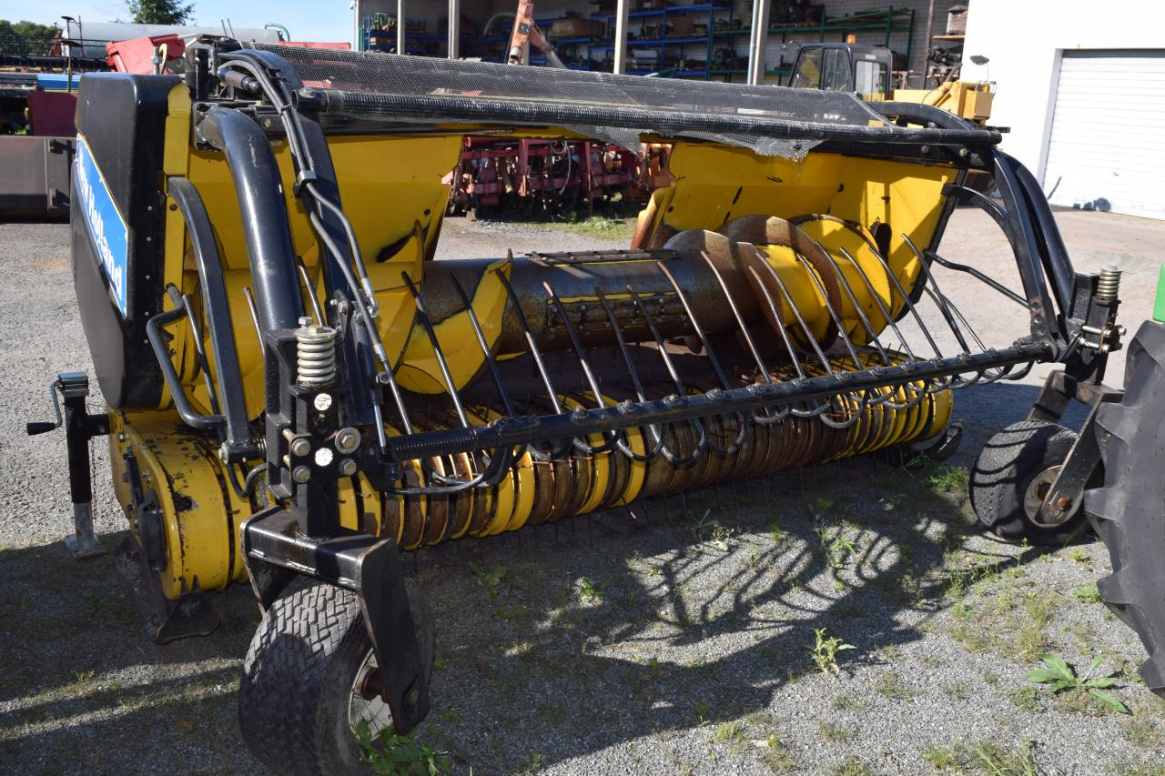 New Holland 273 *Pick Up* - Lampiran pemanen pakan ternak: gambar 1 New Holland 273 *Pick Up* - Lampiran pemanen pakan ternak: gambar 1