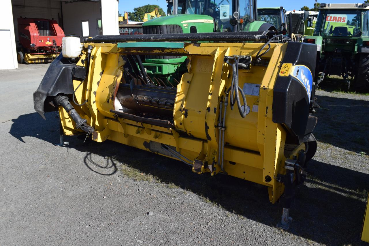 New Holland 273 *Pick Up* - Lampiran pemanen pakan ternak: gambar 4 New Holland 273 *Pick Up* - Lampiran pemanen pakan ternak: gambar 4
