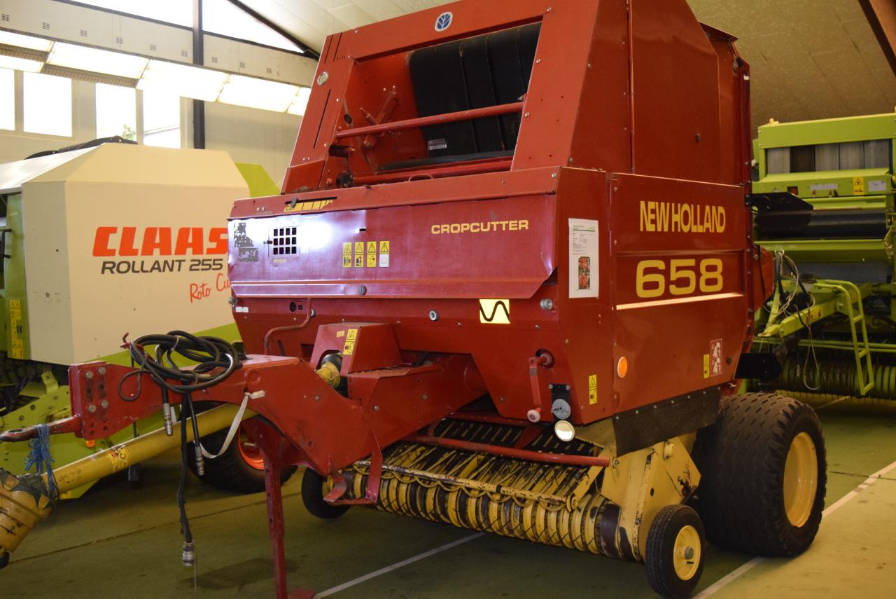 New Holland 658 - Baler bulat: gambar 5 New Holland 658 - Baler bulat: gambar 5