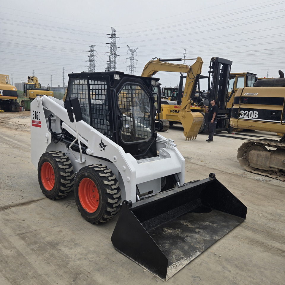 BOBCAT S160 - Skid steer: gambar 4 BOBCAT S160 - Skid steer: gambar 4