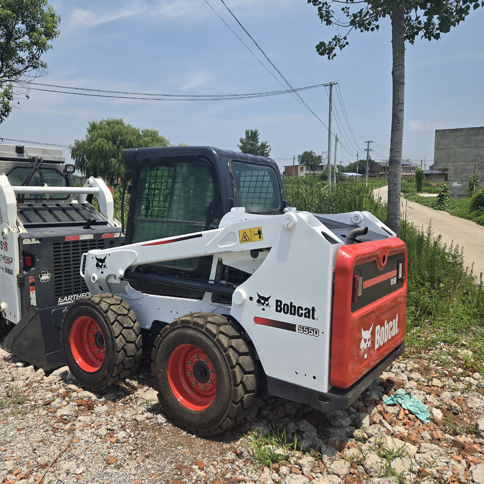 BOBCAT S550 - Skid steer: gambar 2 BOBCAT S550 - Skid steer: gambar 2