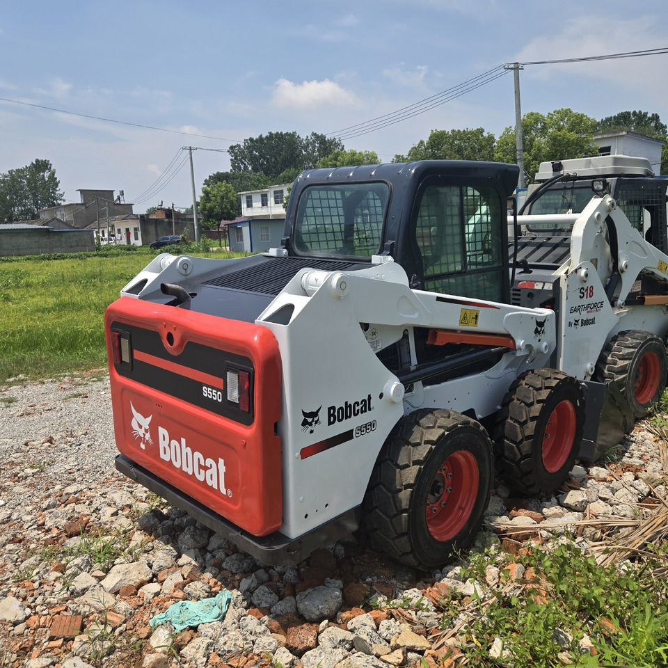 BOBCAT S550 - Skid steer: gambar 5 BOBCAT S550 - Skid steer: gambar 5