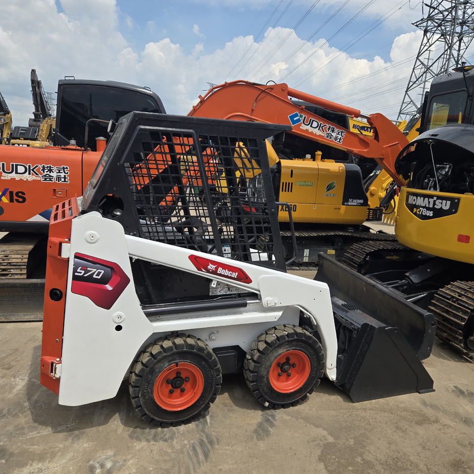 BOBCAT S70 - Skid steer: gambar 2 BOBCAT S70 - Skid steer: gambar 2