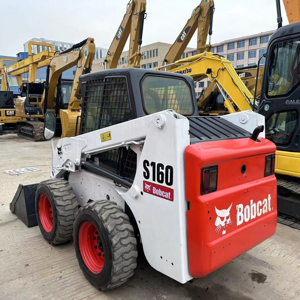 Bobcat S160 - Skid steer: gambar 1 Bobcat S160 - Skid steer: gambar 1