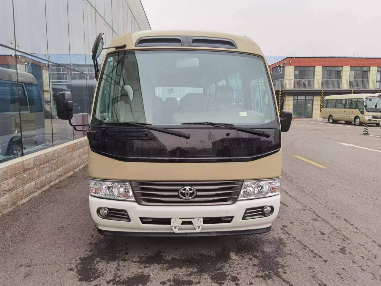 TOYOTA COASTER - Bus: gambar 2 TOYOTA COASTER - Bus: gambar 2