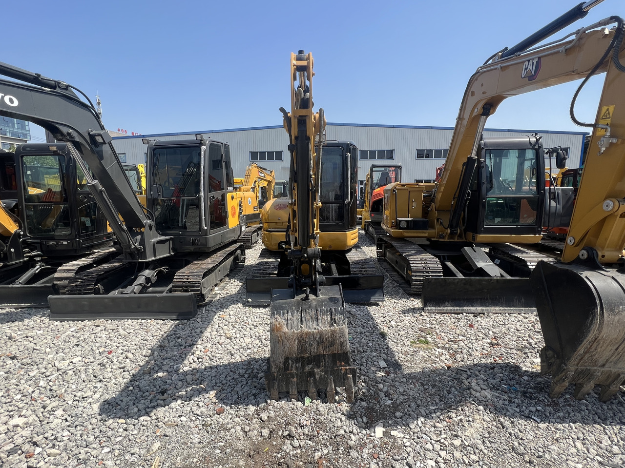 CAT 304C - Ekskavator mini: gambar 4 CAT 304C - Ekskavator mini: gambar 4