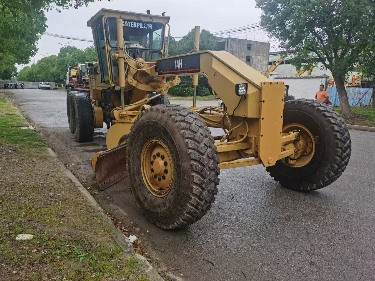 CATERPILLAR 14H - Grader: gambar 5 CATERPILLAR 14H - Grader: gambar 5