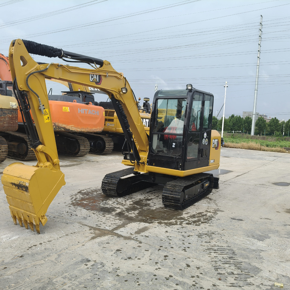 CATERPILLAR 306E - Ekskavator mini: gambar 2 CATERPILLAR 306E - Ekskavator mini: gambar 2