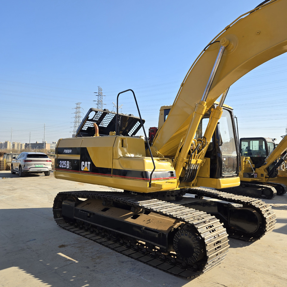 CATERPILLAR 325B - Ekskavator perayap: gambar 4 CATERPILLAR 325B - Ekskavator perayap: gambar 4