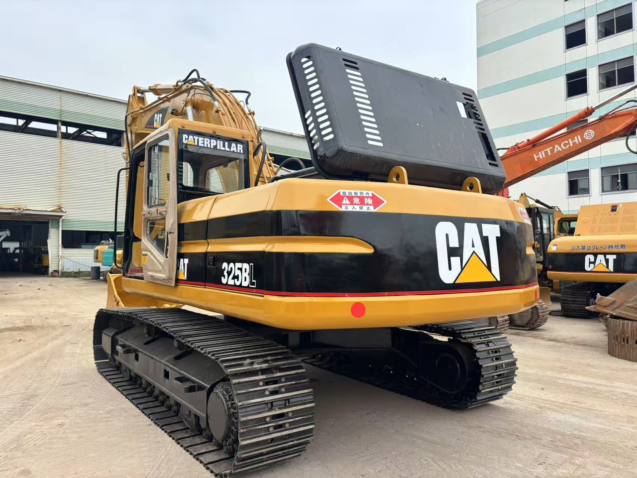 CATERPILLAR 325B - Ekskavator perayap: gambar 3 CATERPILLAR 325B - Ekskavator perayap: gambar 3