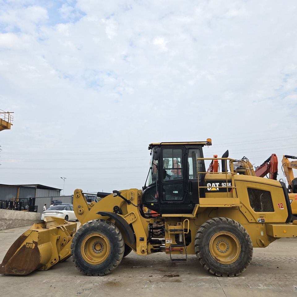 CATERPILLAR 924K - Ekskavator roda: gambar 3 CATERPILLAR 924K - Ekskavator roda: gambar 3