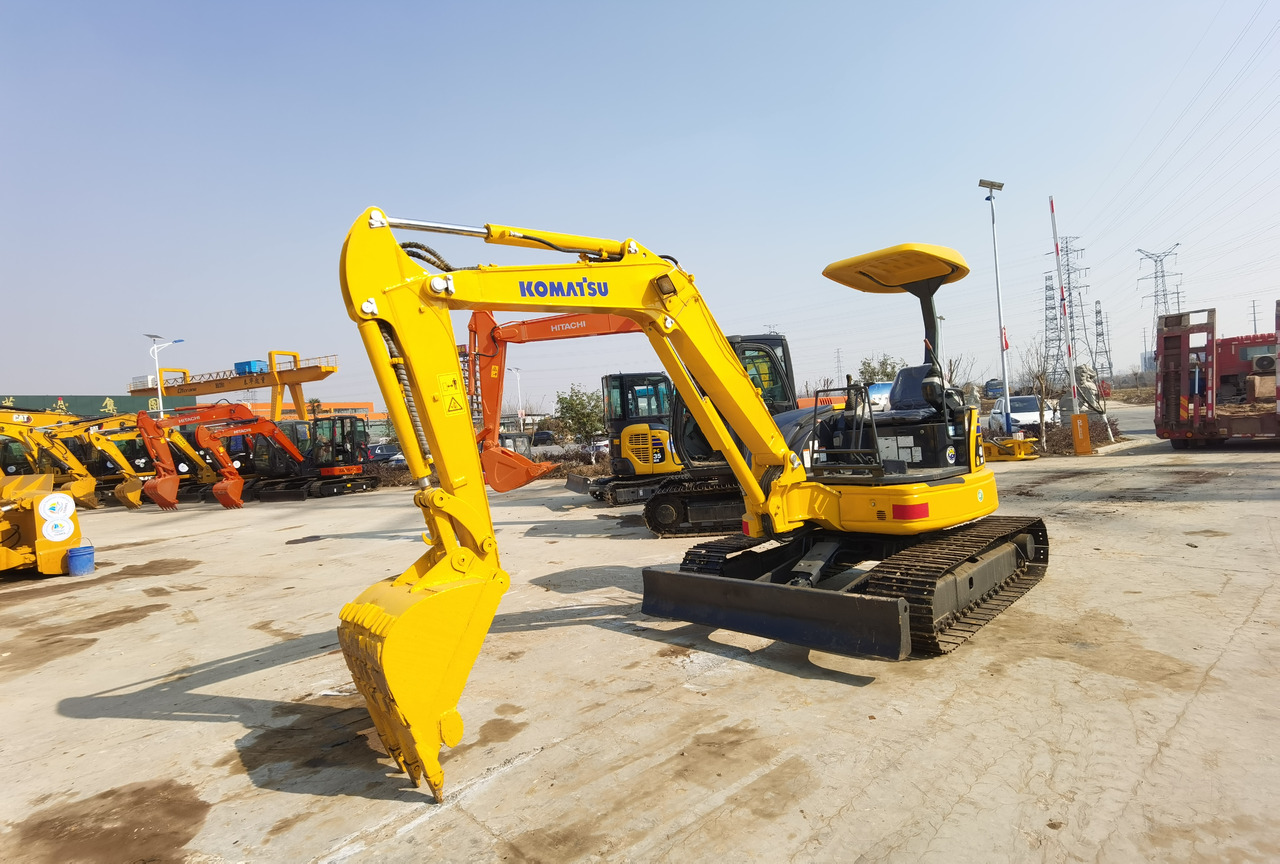 CATERPILLAR PC40MR - Ekskavator mini: gambar 3 CATERPILLAR PC40MR - Ekskavator mini: gambar 3