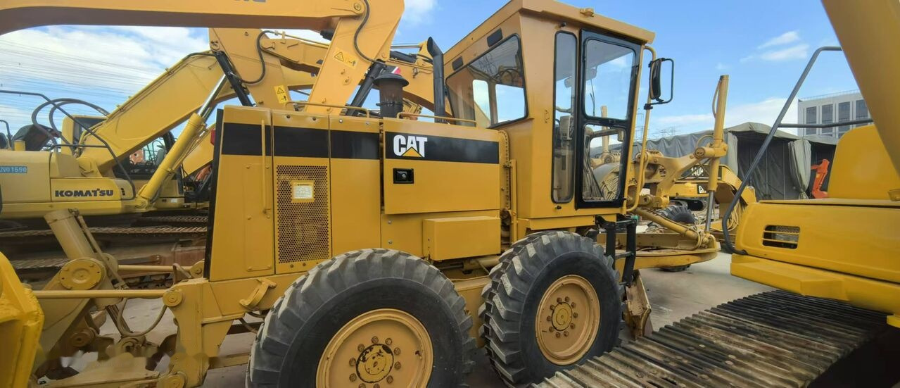 Caterpillar 140H - Grader: gambar 1 Caterpillar 140H - Grader: gambar 1
