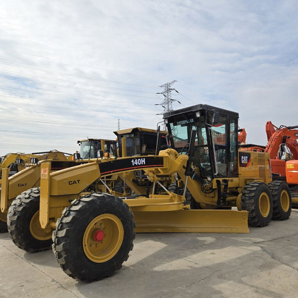 Caterpillar 140H - Grader: gambar 1 Caterpillar 140H - Grader: gambar 1