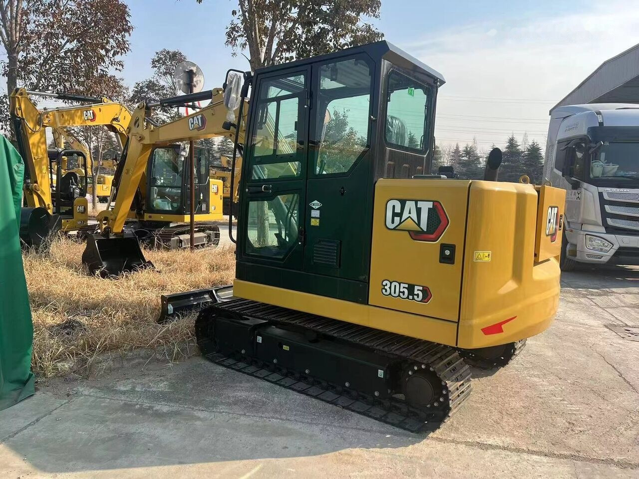 Caterpillar 305.5 Brand New - Ekskavator mini: gambar 1 Caterpillar 305.5 Brand New - Ekskavator mini: gambar 1