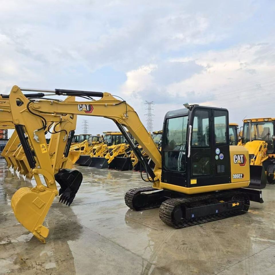 Caterpillar 306E2 - Ekskavator mini: gambar 5 Caterpillar 306E2 - Ekskavator mini: gambar 5