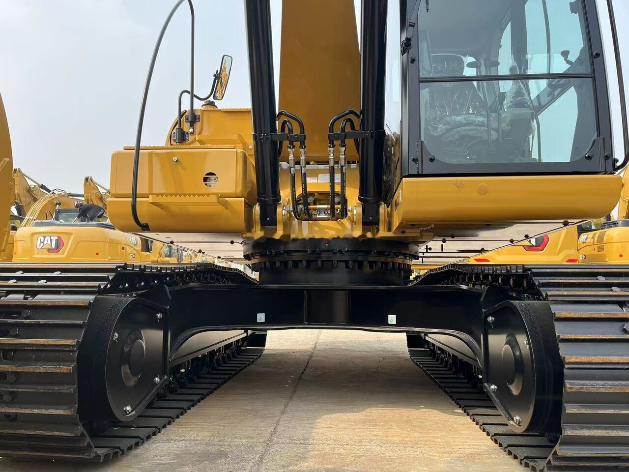 Caterpillar 320GX New machine - Ekskavator perayap: gambar 1 Caterpillar 320GX New machine - Ekskavator perayap: gambar 1