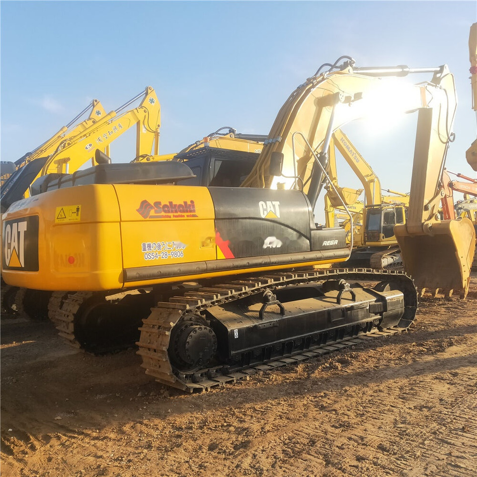 Caterpillar 340D2 - Ekskavator perayap: gambar 1 Caterpillar 340D2 - Ekskavator perayap: gambar 1