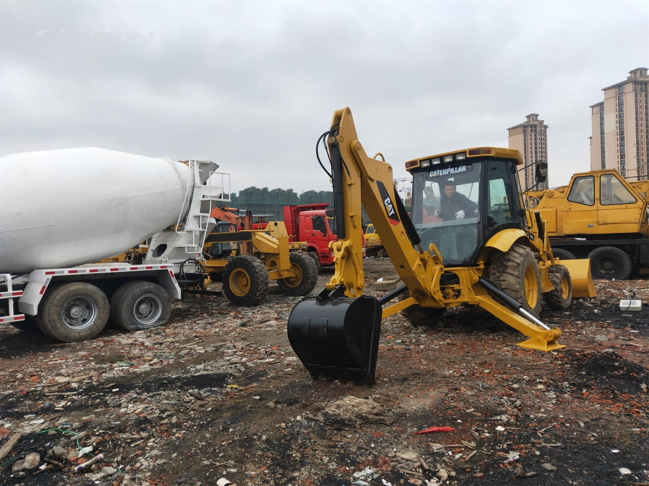 Caterpillar 416E - Backhoe loader: gambar 2 Caterpillar 416E - Backhoe loader: gambar 2