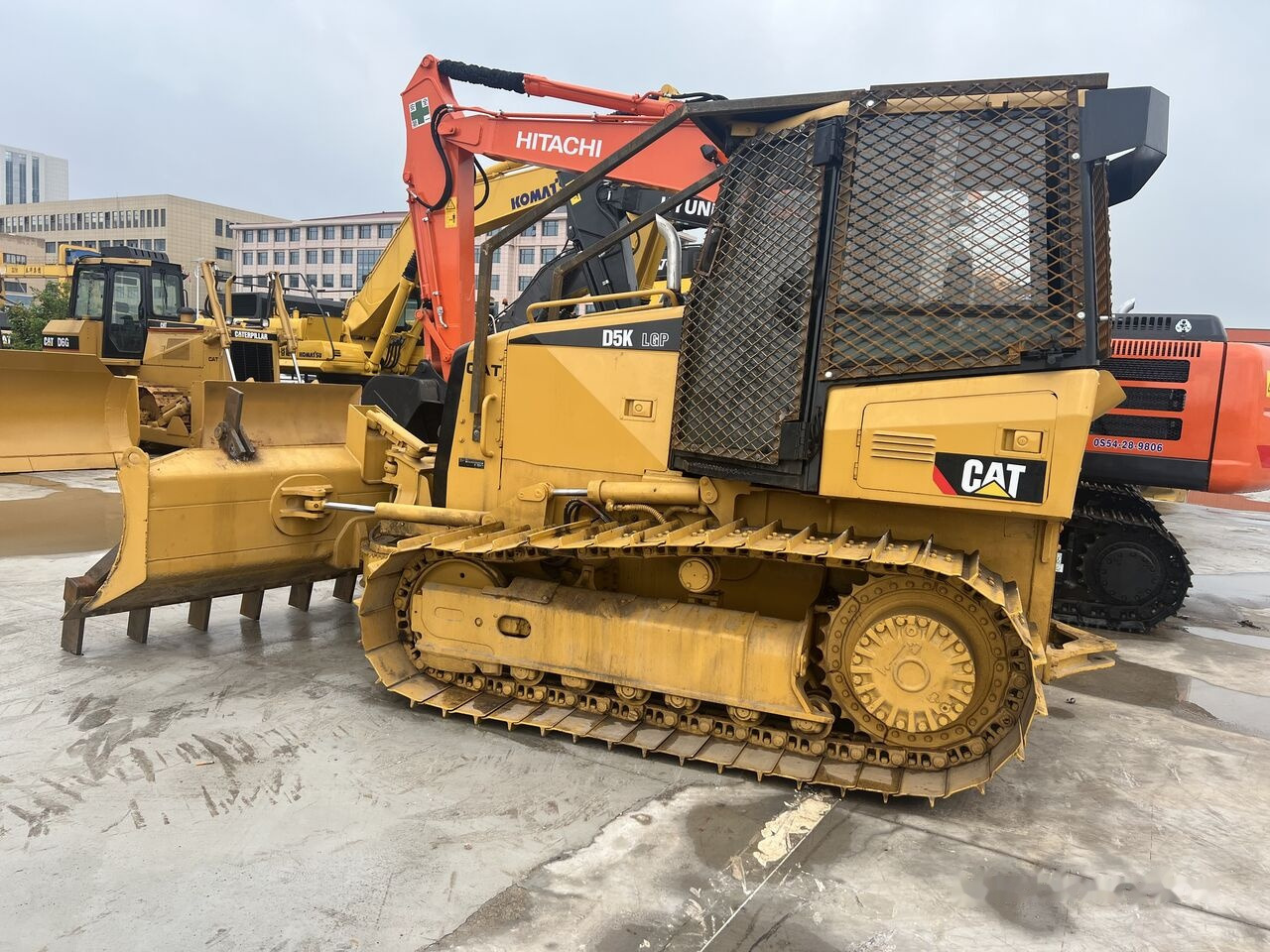 Caterpillar D5K - Bulldozer: gambar 4 Caterpillar D5K - Bulldozer: gambar 4