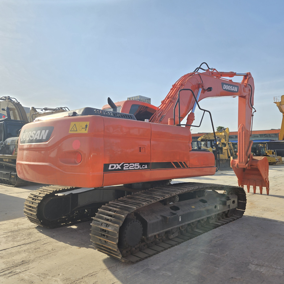 DOOSAN DX225LCA - Ekskavator perayap: gambar 5 DOOSAN DX225LCA - Ekskavator perayap: gambar 5
