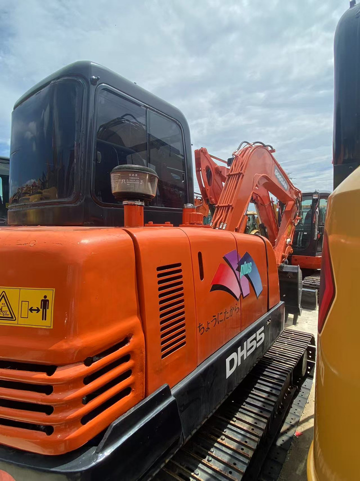 Doosan DH55 - Ekskavator mini: gambar 5 Doosan DH55 - Ekskavator mini: gambar 5