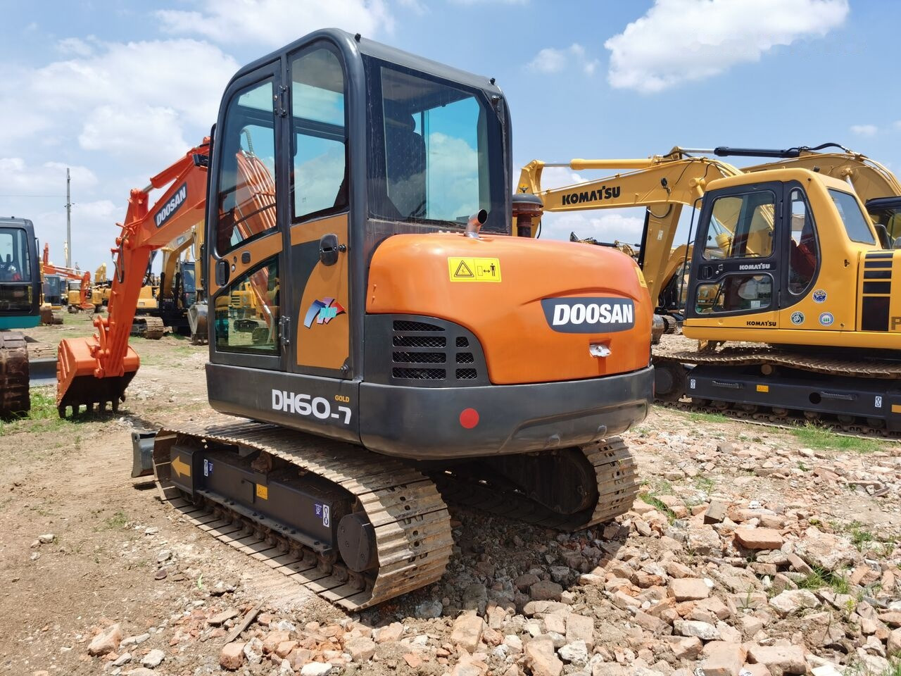 Doosan DH60-7 - Ekskavator mini: gambar 3 Doosan DH60-7 - Ekskavator mini: gambar 3
