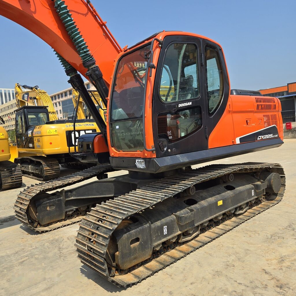 Ekskavator perayap Doosan DX225: gambar 7