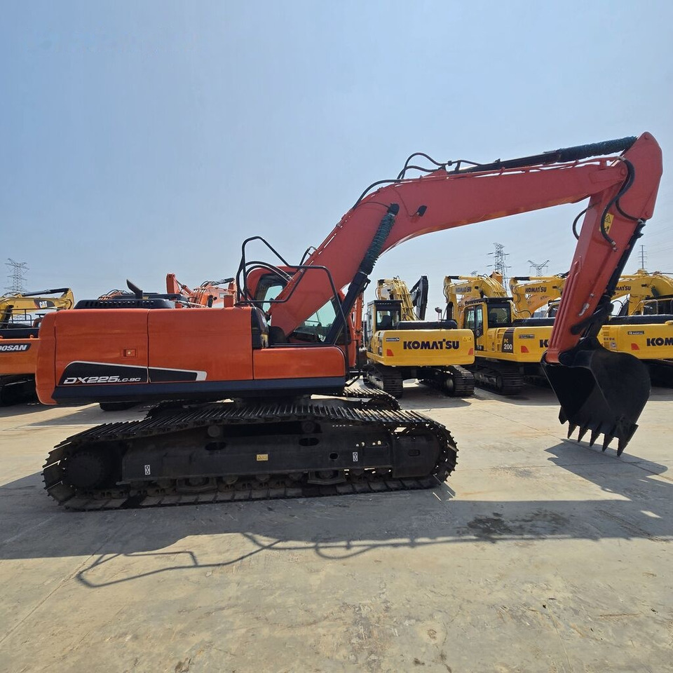 Doosan DX225 - Ekskavator perayap: gambar 2 Doosan DX225 - Ekskavator perayap: gambar 2