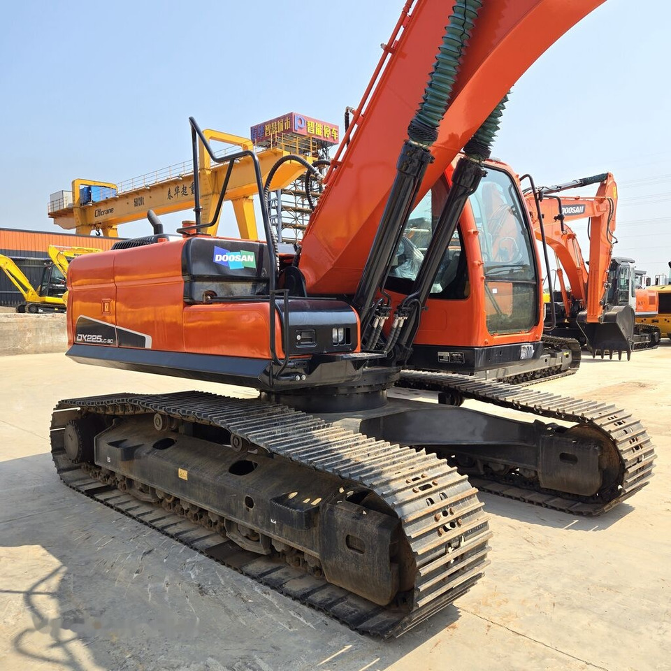 Ekskavator perayap Doosan DX225: gambar 8