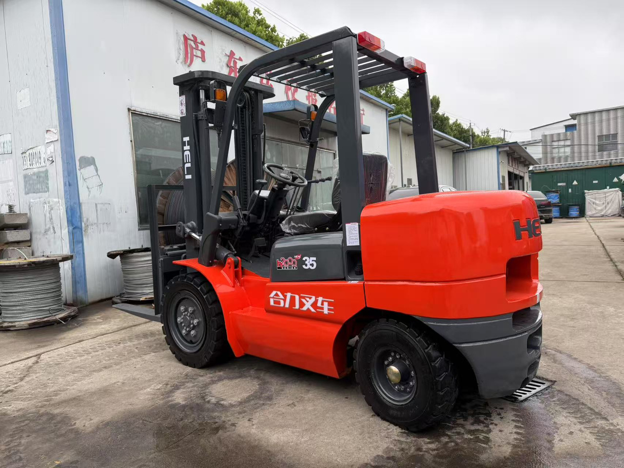 HELI FD35 - Forklift diesel: gambar 2 HELI FD35 - Forklift diesel: gambar 2
