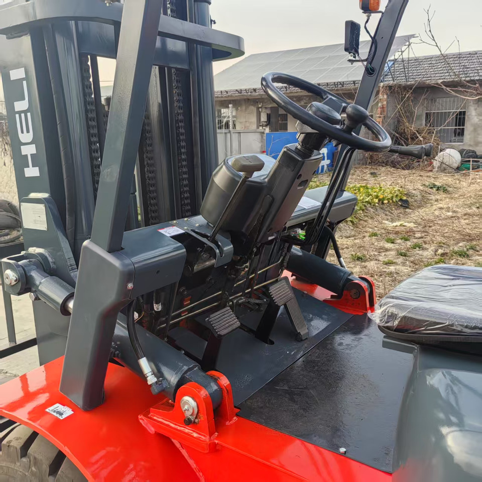HELI FD45 - Forklift diesel: gambar 4 HELI FD45 - Forklift diesel: gambar 4