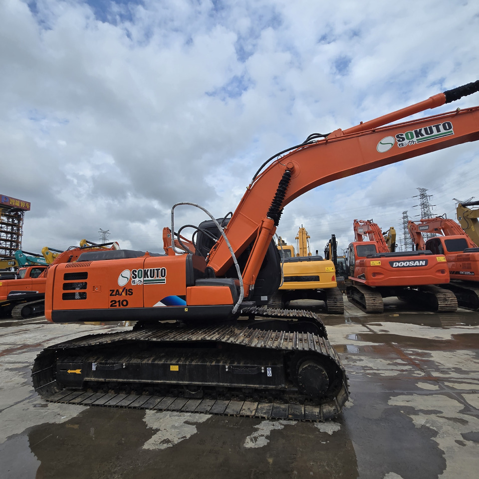 HITACHI ZX210 - Ekskavator perayap: gambar 1 HITACHI ZX210 - Ekskavator perayap: gambar 1