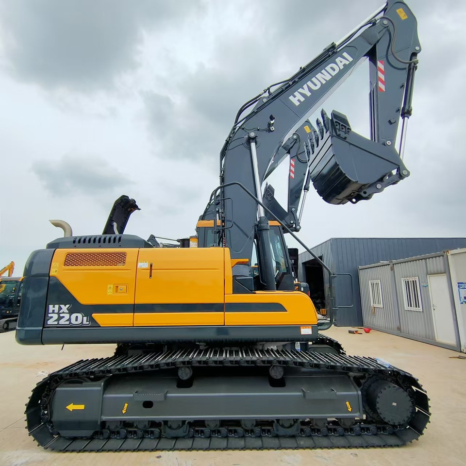 HYUNDAI HX220L - Ekskavator perayap: gambar 1 HYUNDAI HX220L - Ekskavator perayap: gambar 1